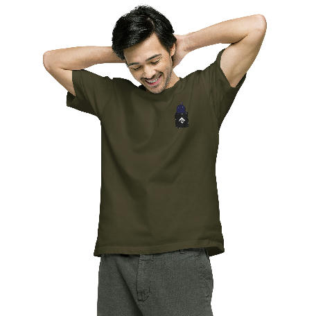 Apeiron Server Free Bood Pocket T-Shirt