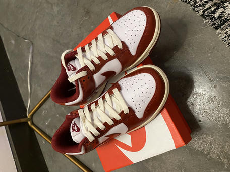 NIke Dunks Low PRM - Team Red 6.5W US
