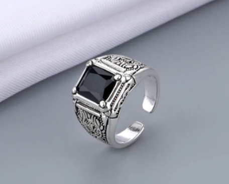  925 Silver Retro Black Crystal Ring